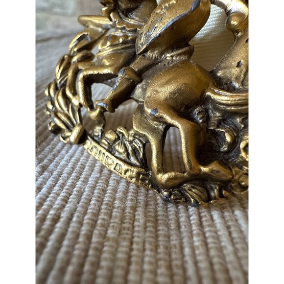 Vintage Brass Knight Plaque Keychain Featuring Sir Launcelot On Horse With Castl - Picture 3 of 12